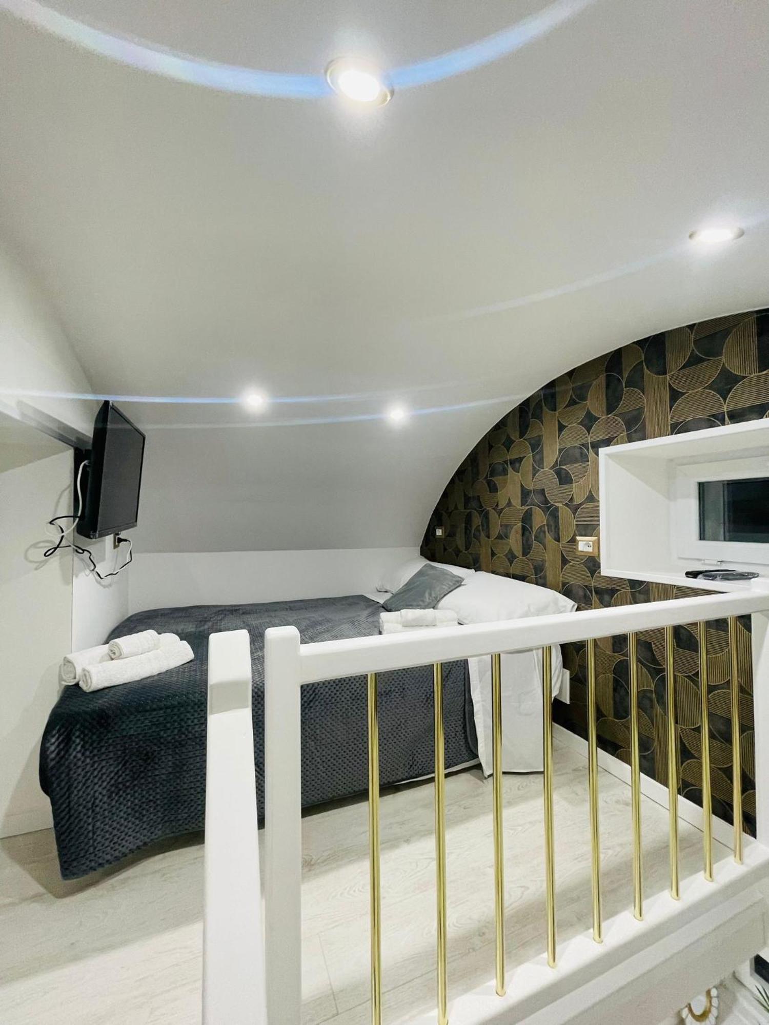 Frank Anthony Home Nápoly Kültér fotó