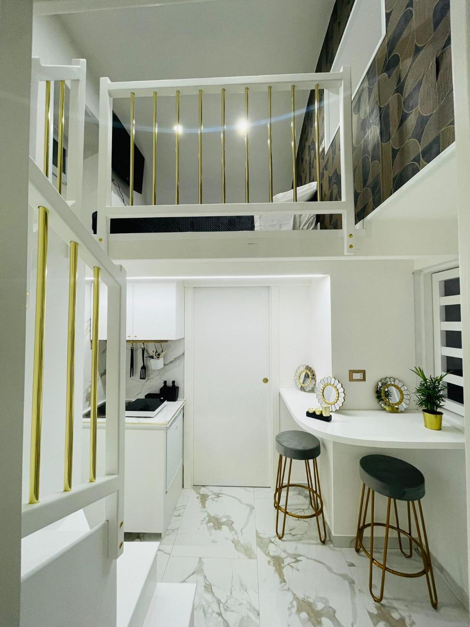 Frank Anthony Home Nápoly Kültér fotó